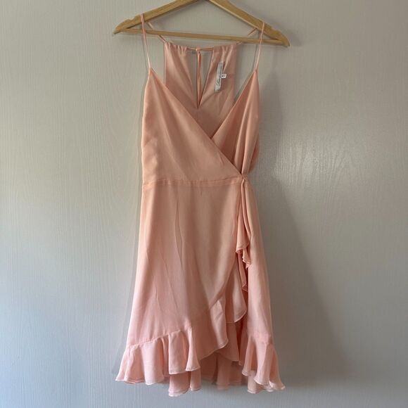 Lovers + Friends Revolve Womens Gigi Mini Wrap Pink Flutter Dress Size Medium - Picture 2 of 10
